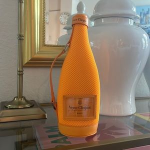 Veuve Clicquot bottle case